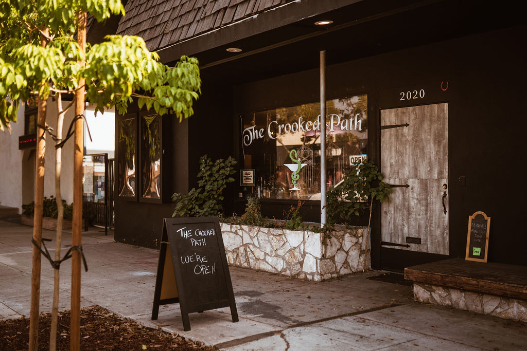 91506, Crooked Path 2020 W Magnolia Blvd  Burbank, CA
